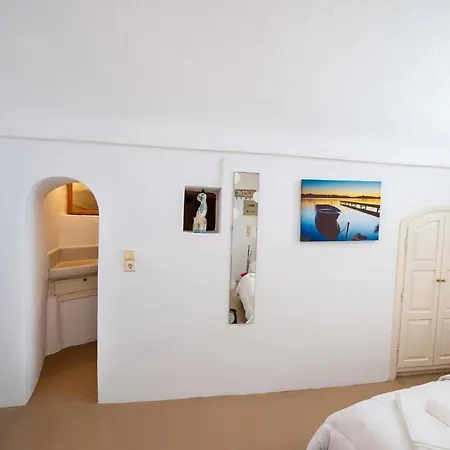 Santorini Emporio Cave