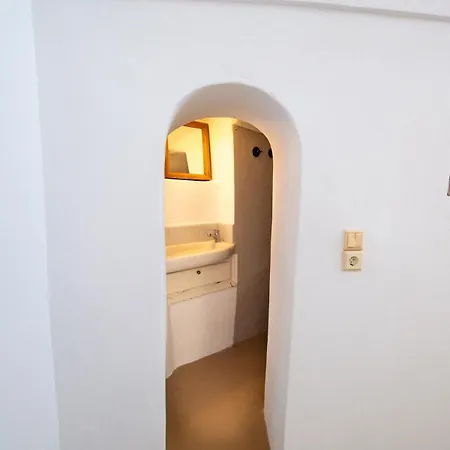 Santorini Emporio Cave Apartment Emporio (Santorini)